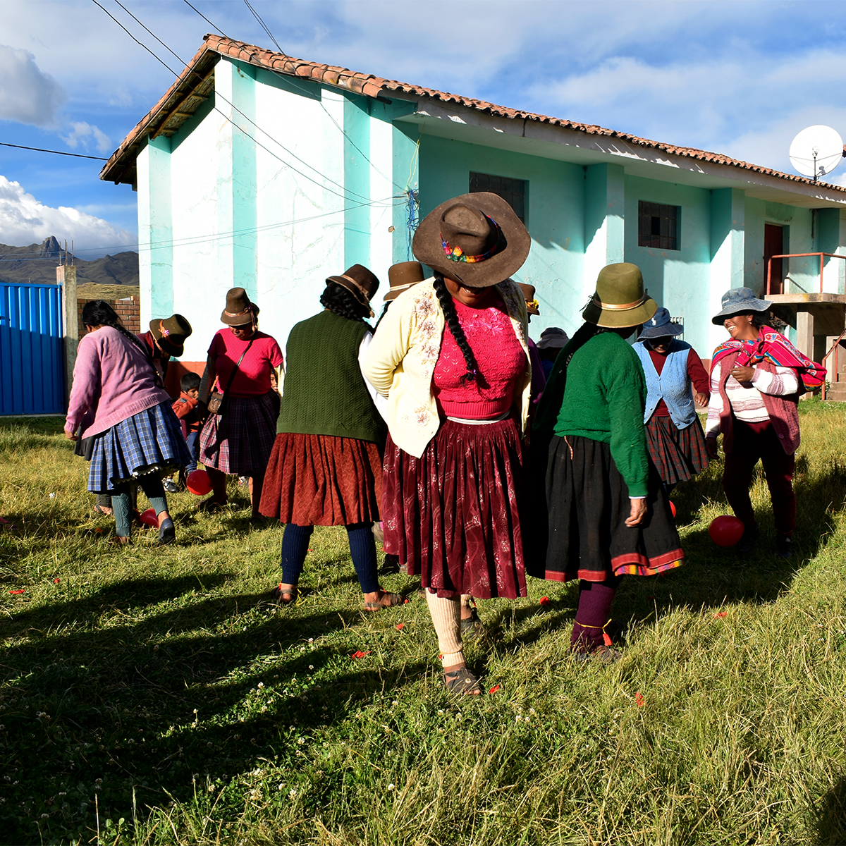 SE DESARROLLÓ CON ÉXITO EL SEGUNDO ENCUENTRO DE FAMILIAS EN ACOMAYO