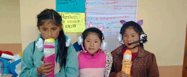Taller de formación radial para niñas, niños y adolescentes en Acomayo